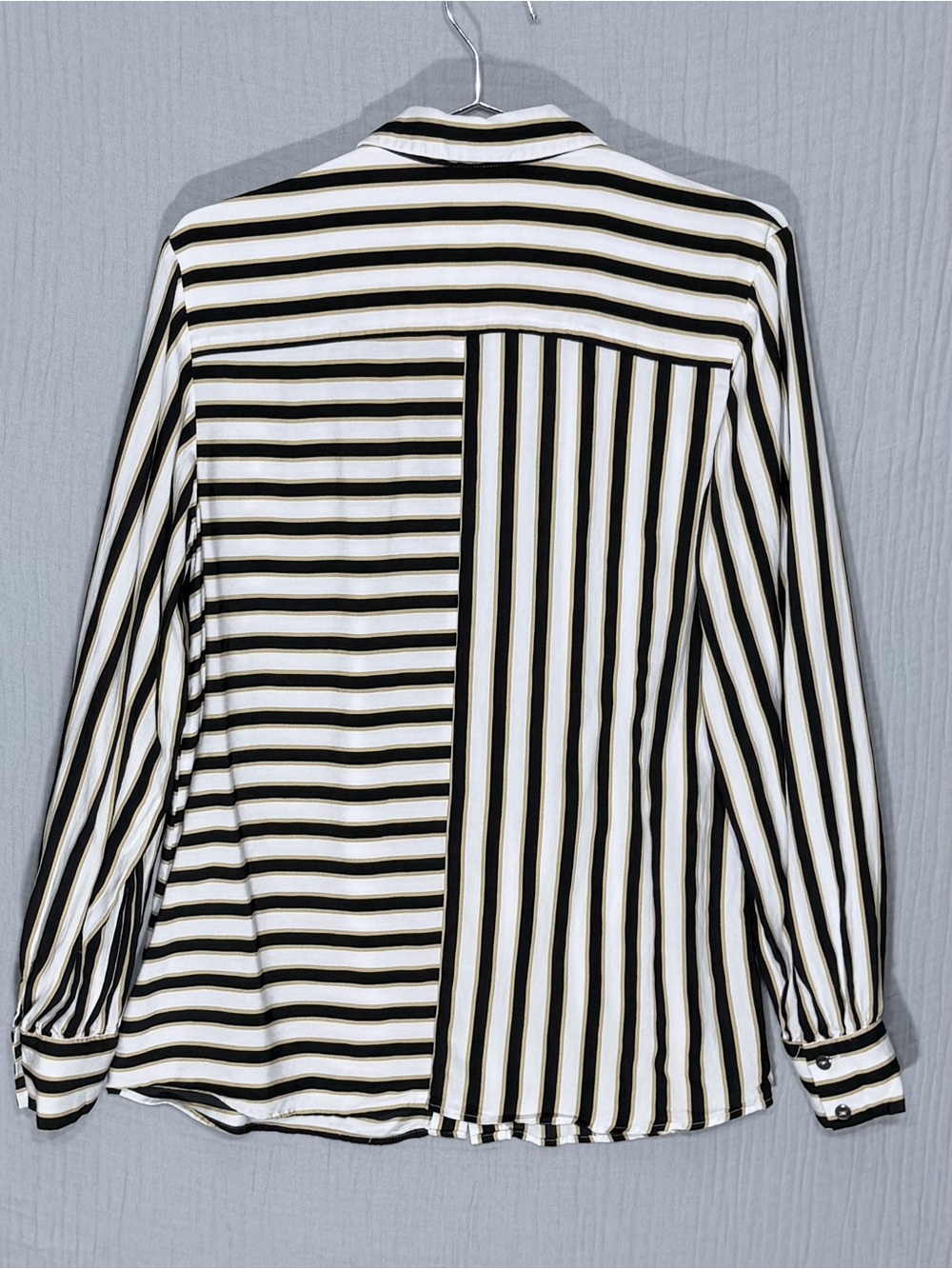 Anthropologie Maeve Black, Gold Tone White Mix Stripe Button-Down Shirt Small - Picture 3 of 7